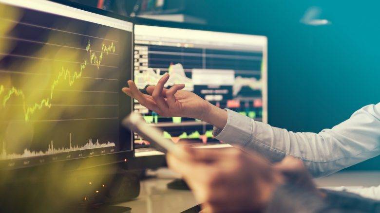 Praktische Tipps für Finanzaktien-Investitionen